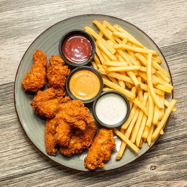 5. Hot Wings 6 Pcs Meal.